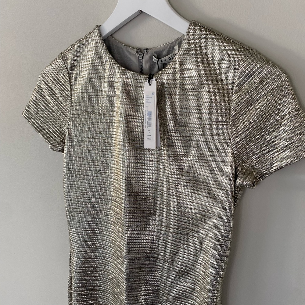 Alice + Olivia NWT Delora Silver Foil Dress - Picture 3 of 12